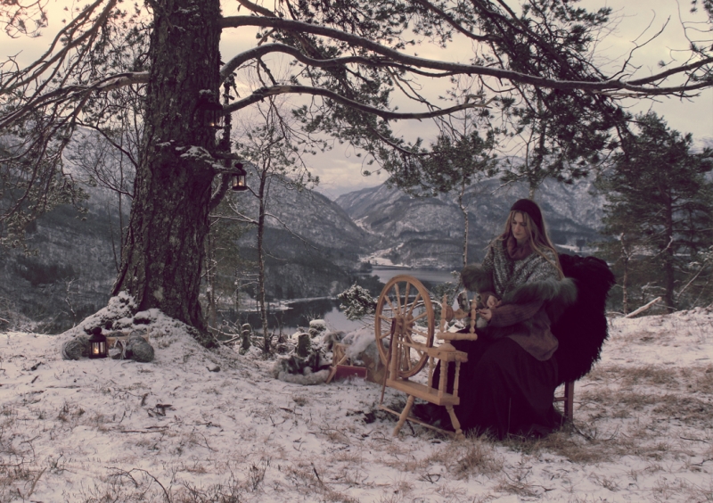 Runahild spinning in winter